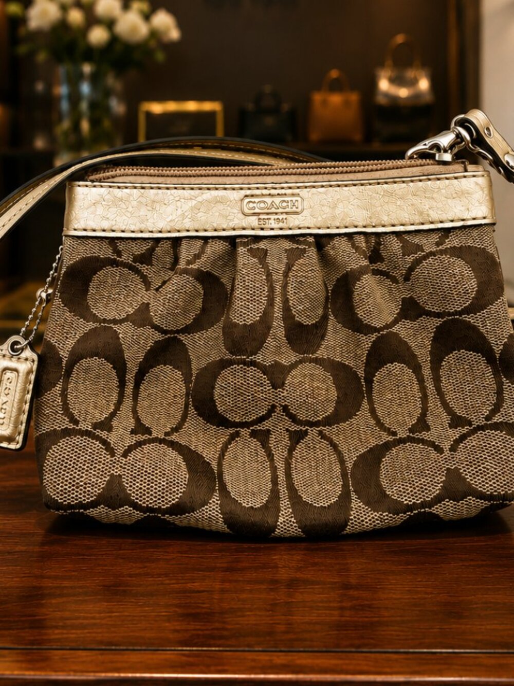 COACH Signature Monogram Jacquard Wristlet Wallet Zip Top Y2K Bag with Hang Tag - Picture 11 of 15